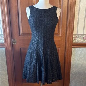 Tommy Hilfiger Black Textured Mini Dress. Women’s Size Small